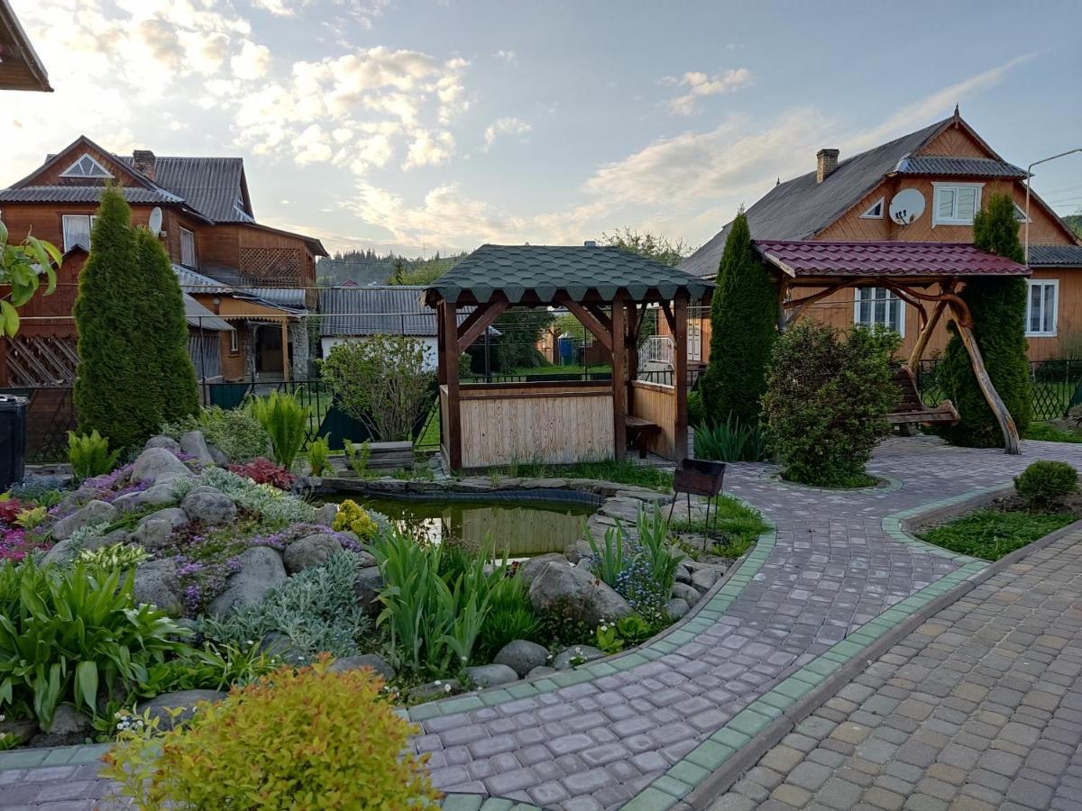 Апартаменти "У Кузьмича" 1 Mykulychyn Extérieur photo